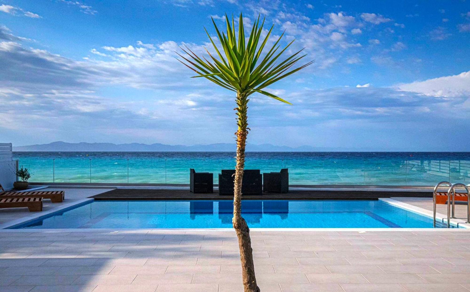 Vaso Beach Front Villa Ialysos  Ngoại thất bức ảnh
